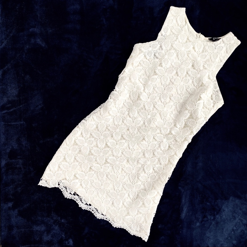 AQUA | ivory cream floral crochet scalloped dress